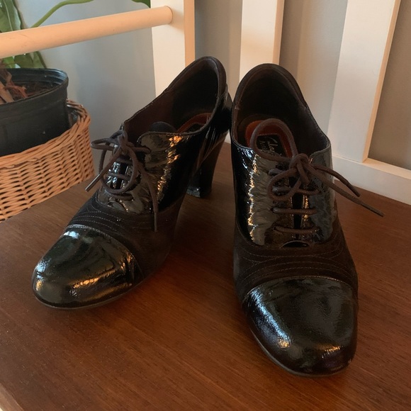 Clarks Artisan black ankle heels size 9 - Picture 2 of 4